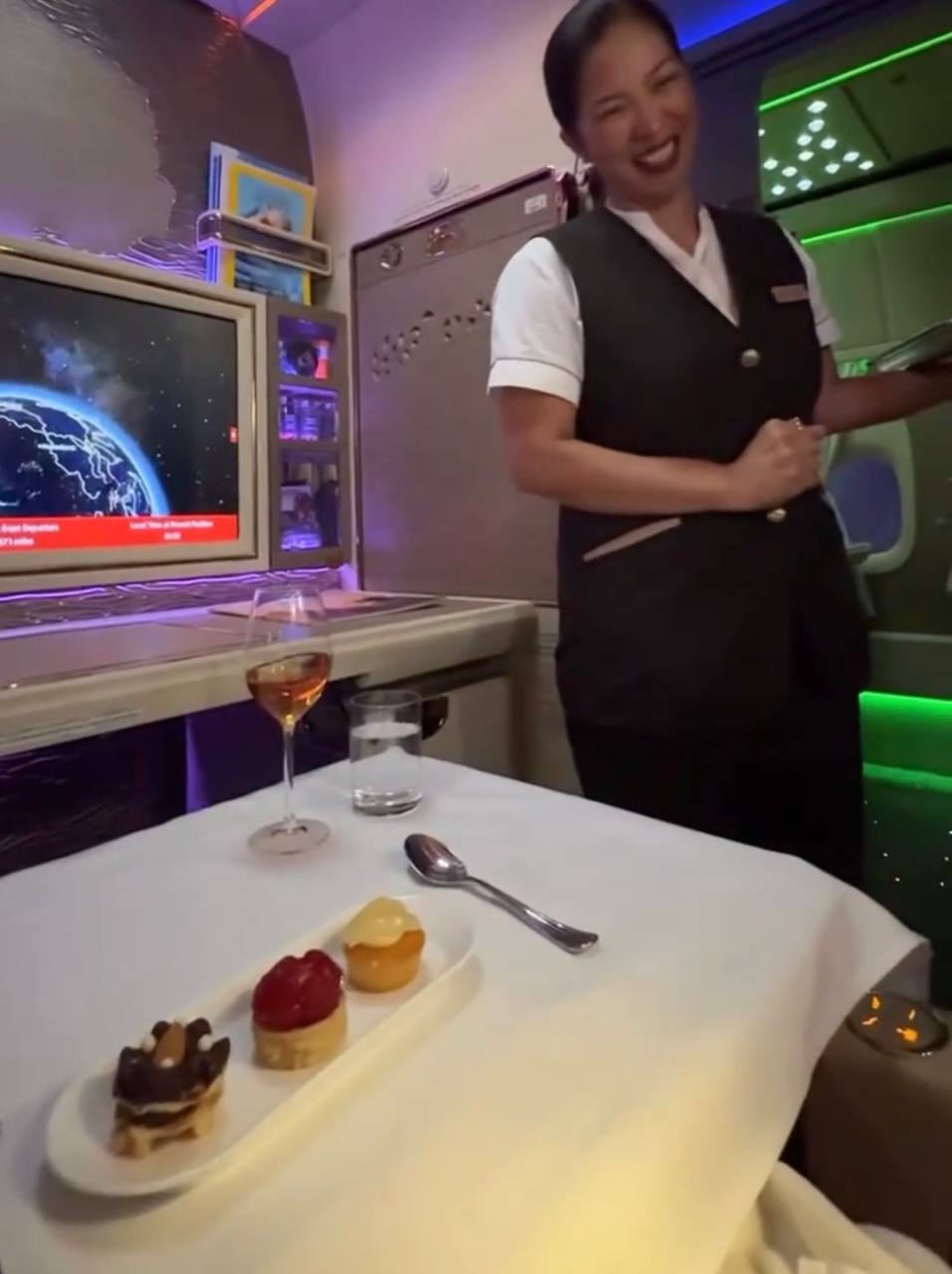 Why it feels calmer to fly business class?